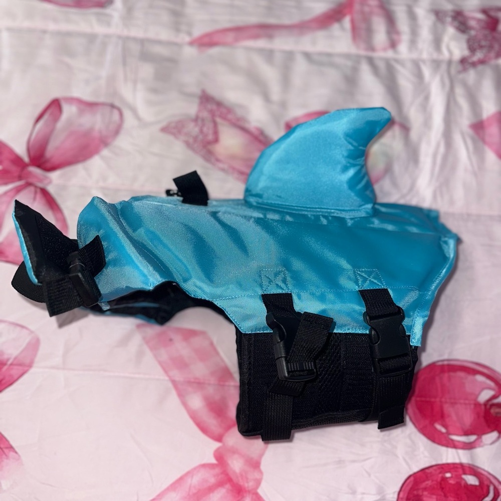 Blue Shark Fin Dog Life Jacket